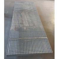 Решетчатый прессованный настил P 33x33 / 25x2 мм Ст3пс СТО 23083253-003-2008
